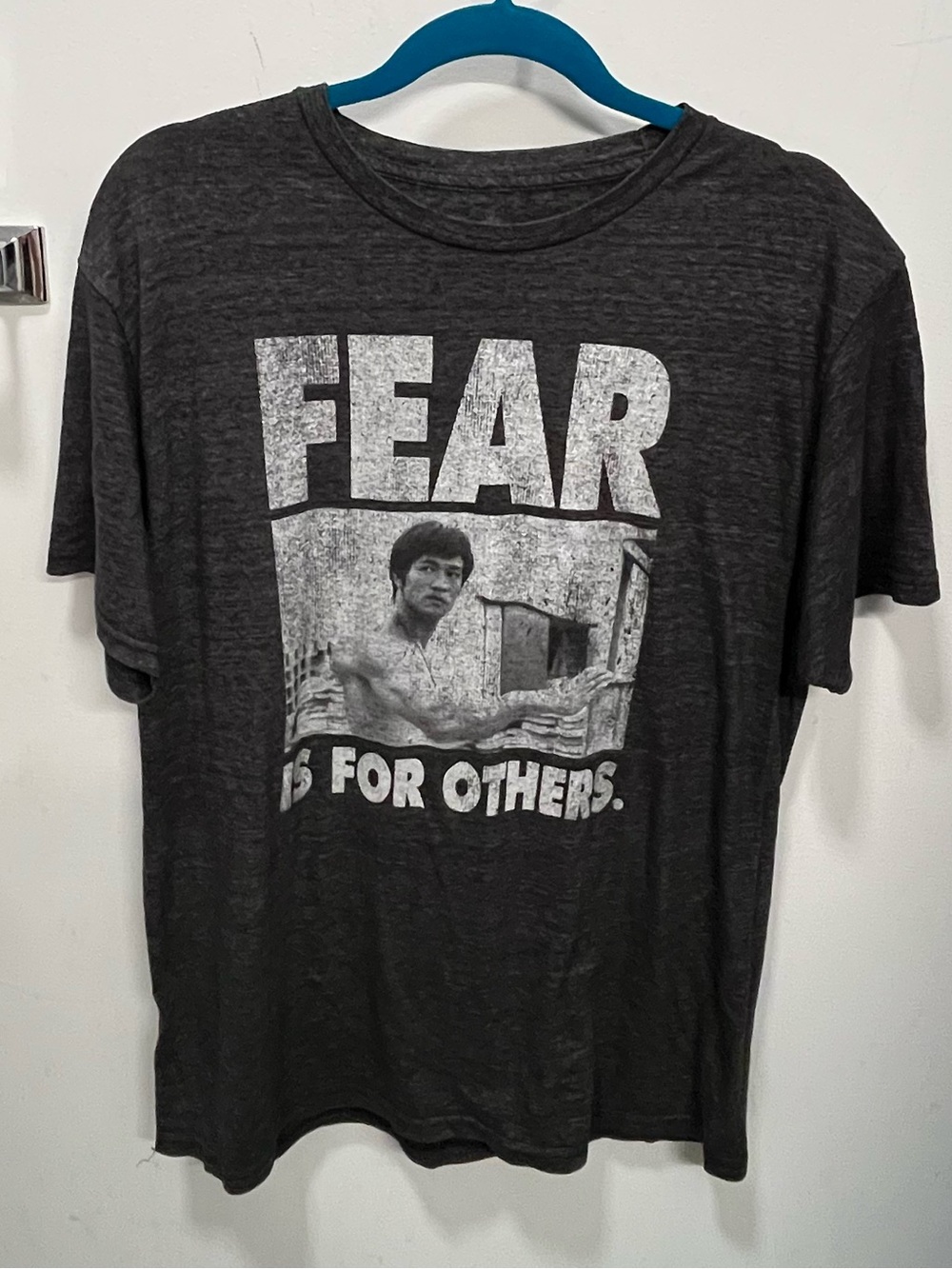 Bruce Lee Men's Charcoal “FEAR Is for Others” Graphic Short Sleeve Tee Size XL